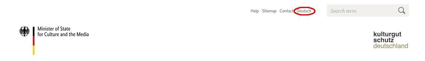 Screenshot der Kopfzeile in englischer Sprache mit Markierung des Buttons für die deutsche Sprachfassung Screenshot der Kopfzeile in englischer Sprache mit Markierung des Buttons für die deutsche Sprachfassung
